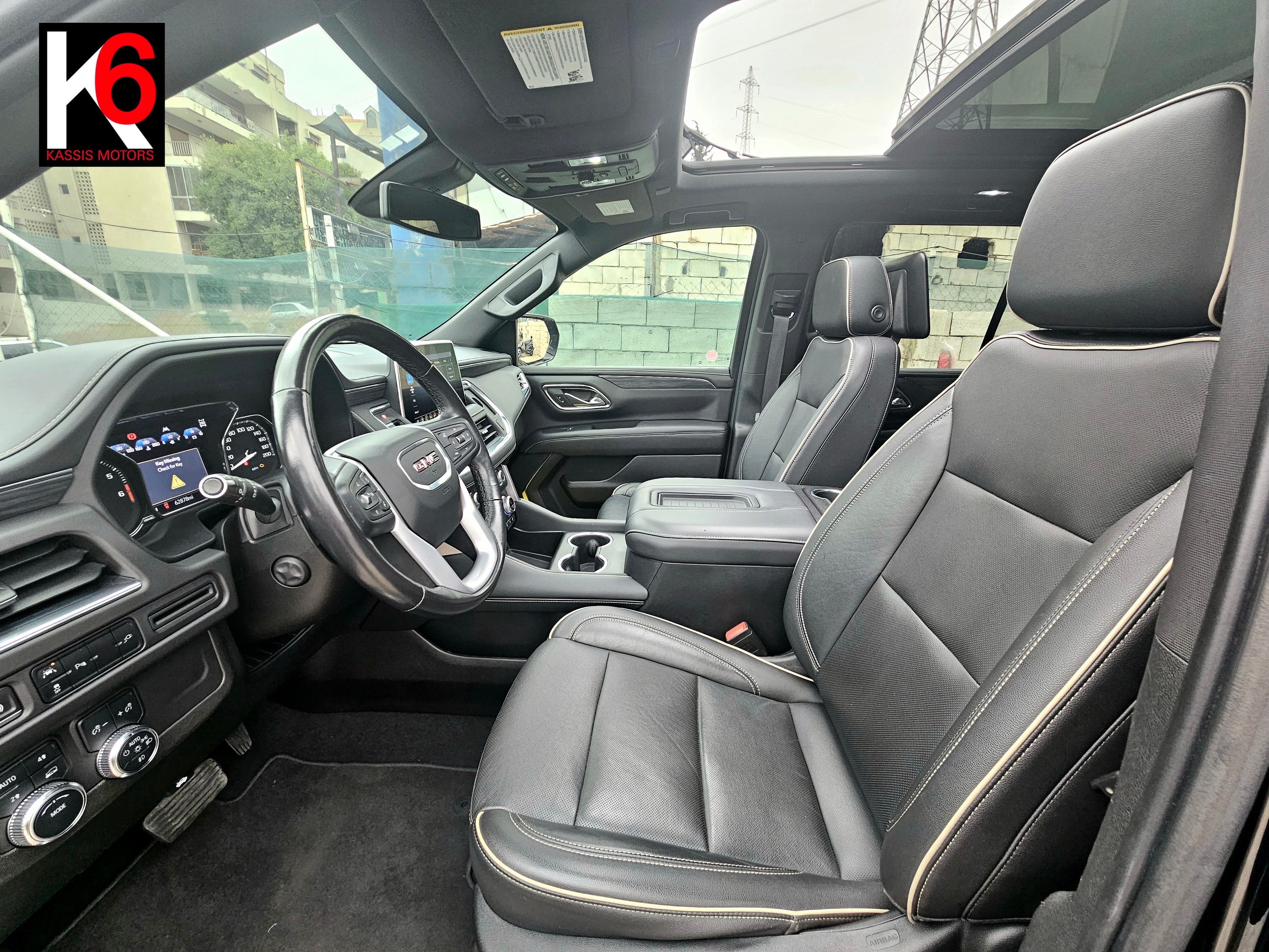 GMC YUKON SLT - V8 - 2021