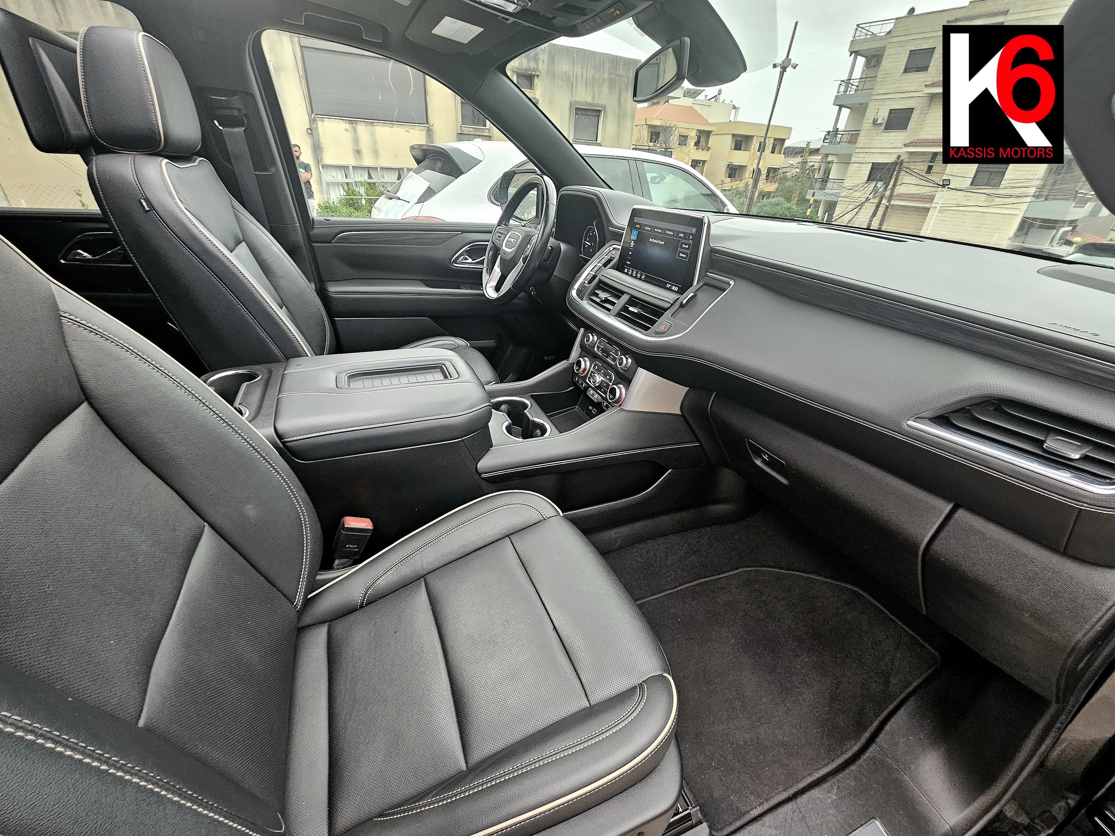 GMC YUKON SLT - V8 - 2021