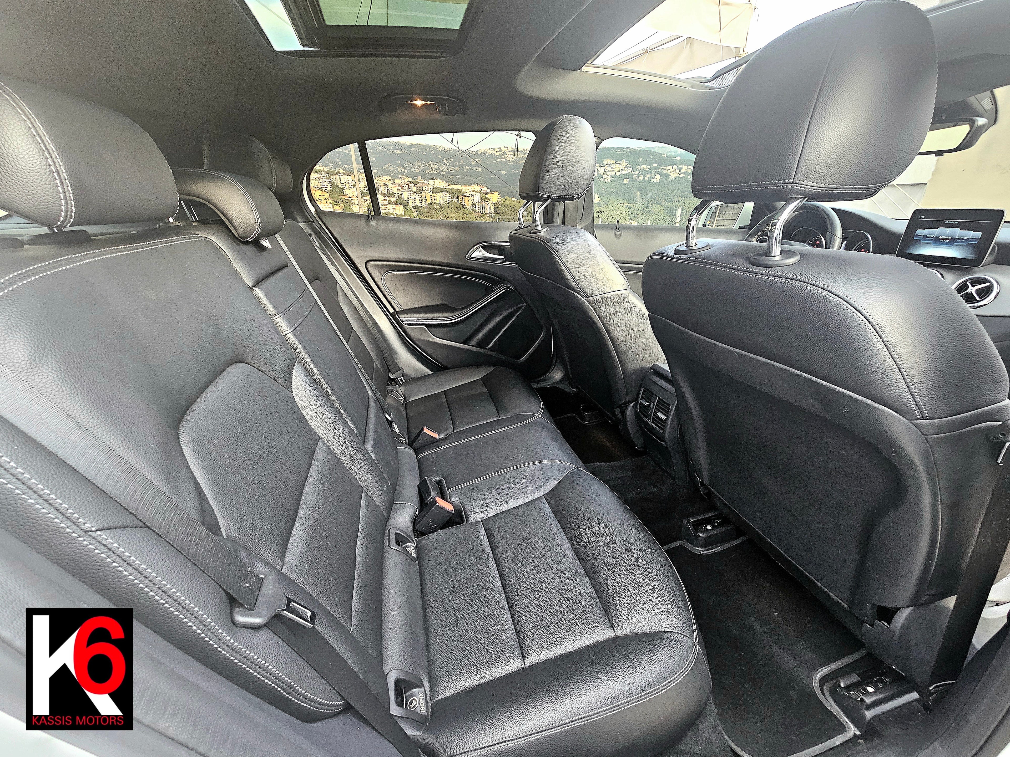 MERCEDES GLA250 - 2018