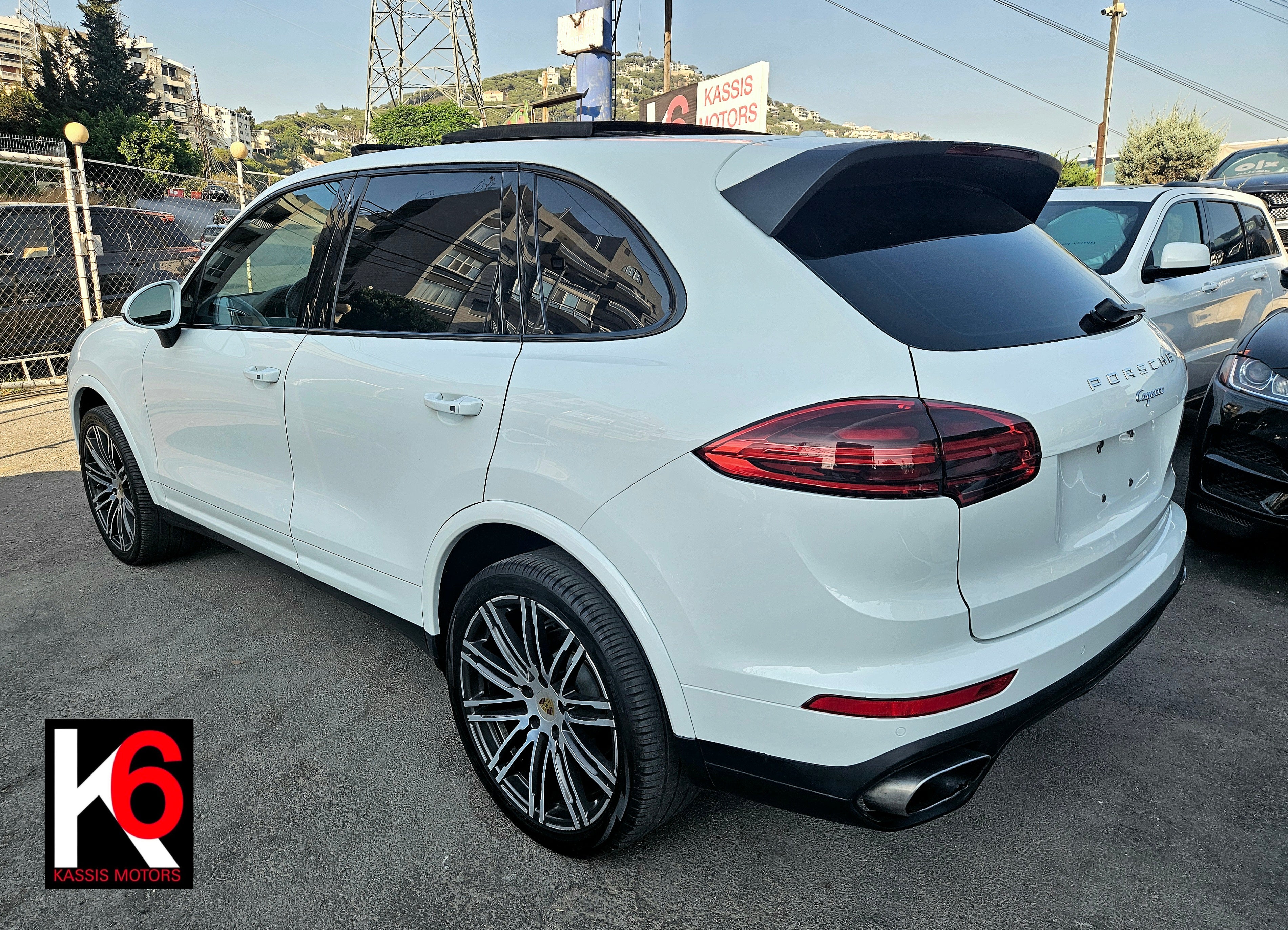 PORSCHE CAYENNE PLATINUM- V6 - 2017