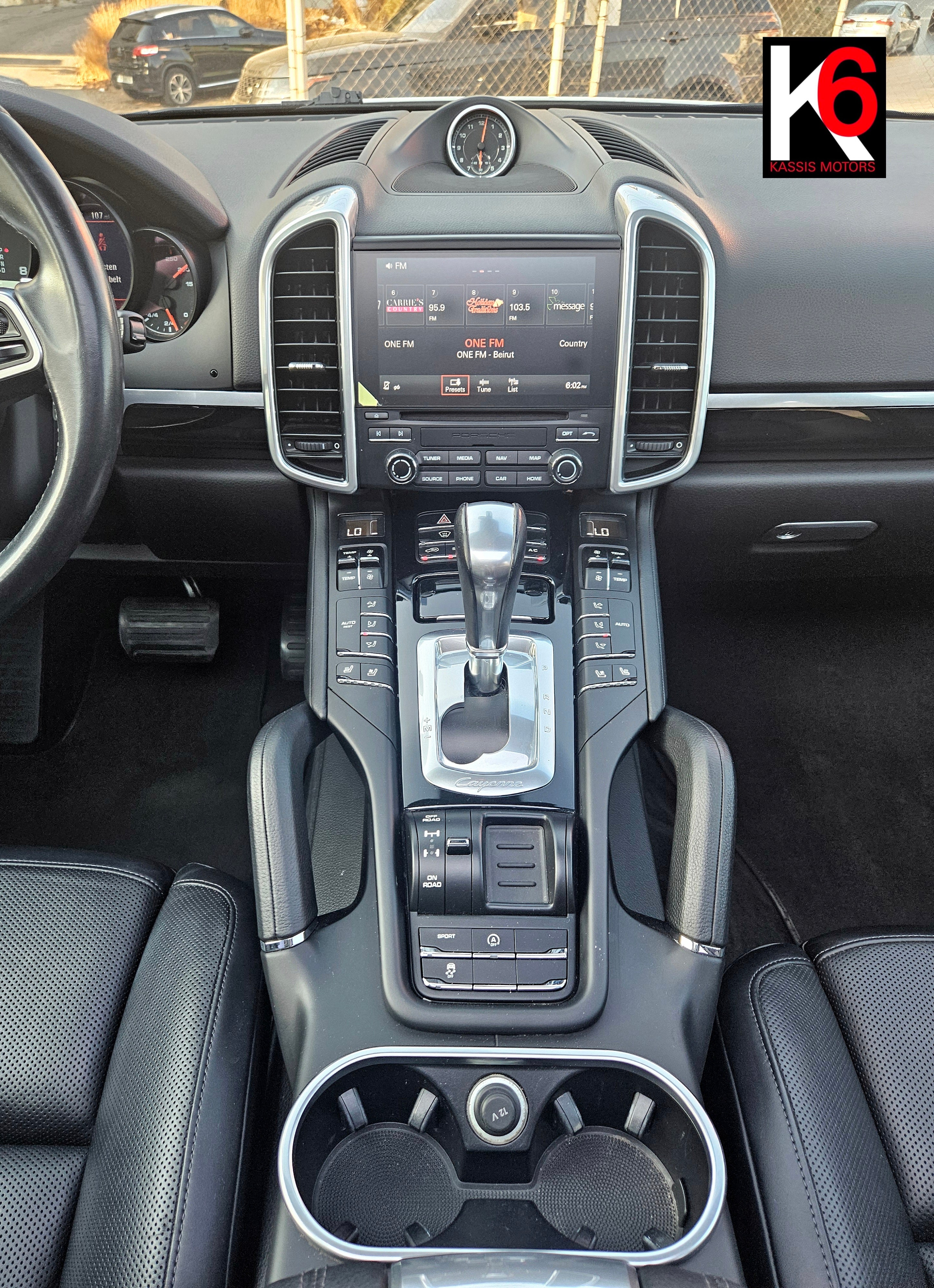 PORSCHE CAYENNE PLATINUM- V6 - 2017