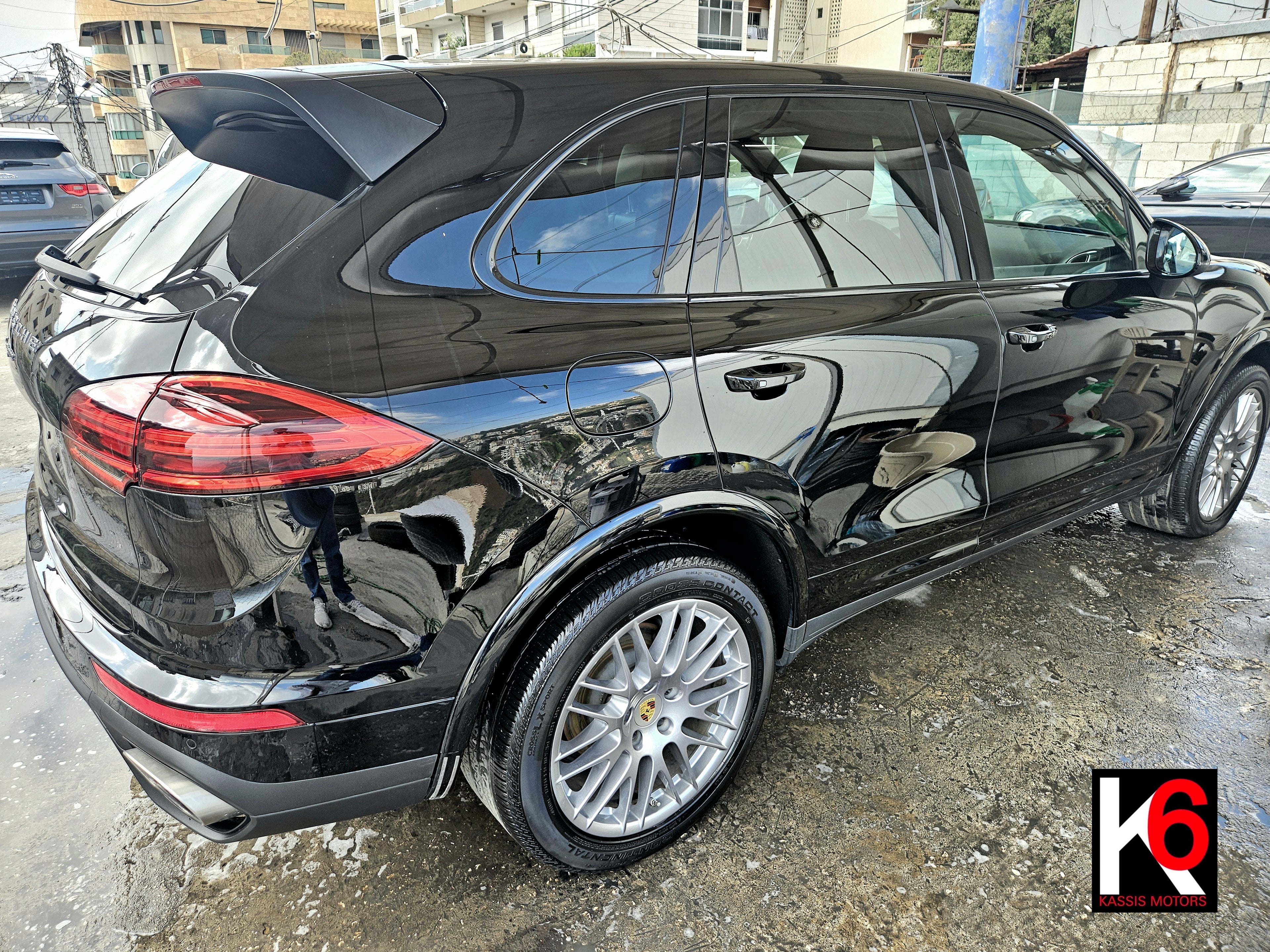 PORSCHE CAYENNE PLATINUM V6- 2018