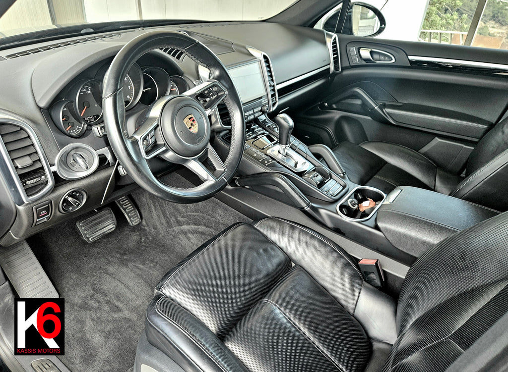 PORSCHE CAYENNE PLATINUM V6- 2018