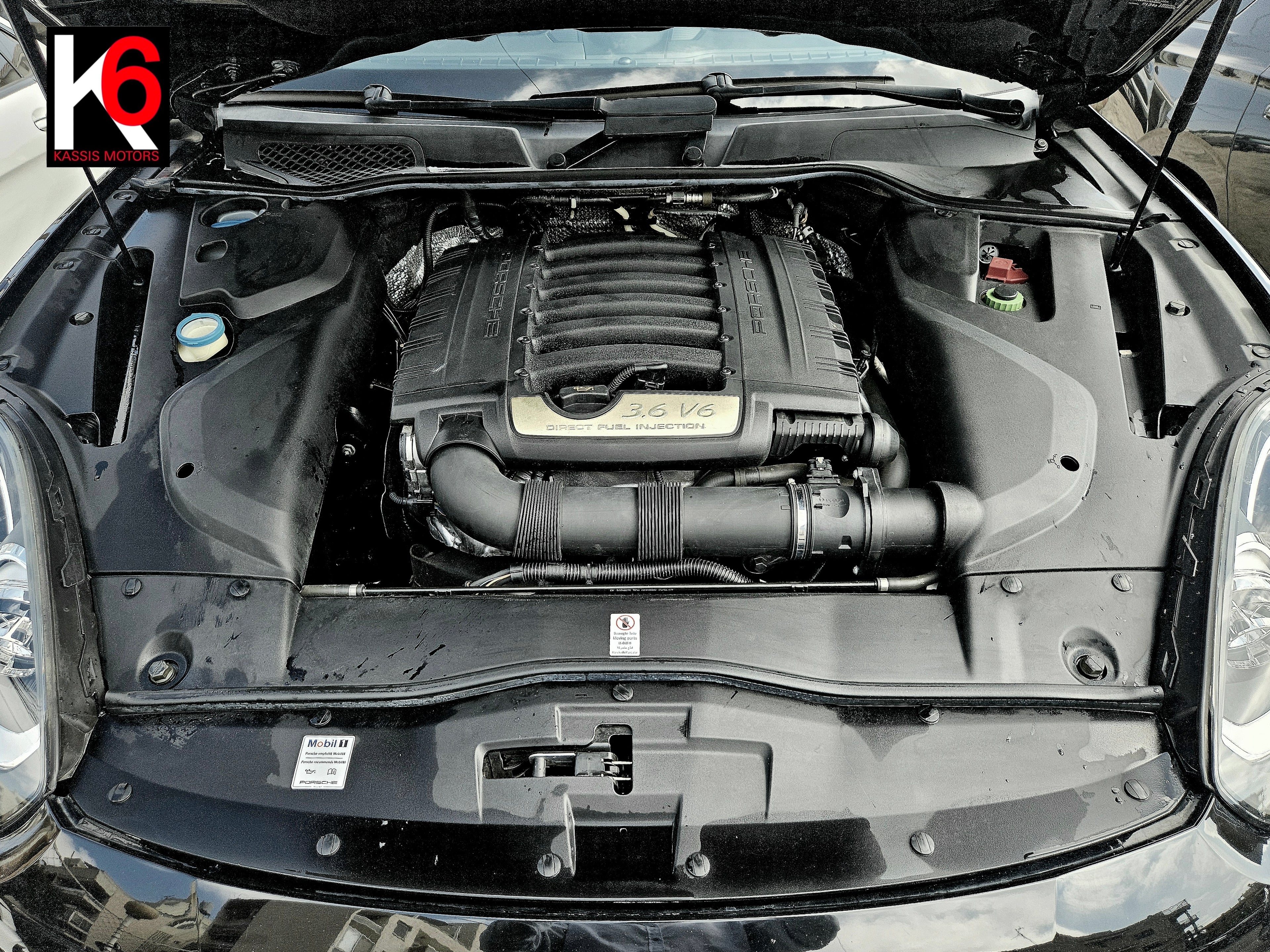 PORSCHE CAYENNE PLATINUM V6- 2018