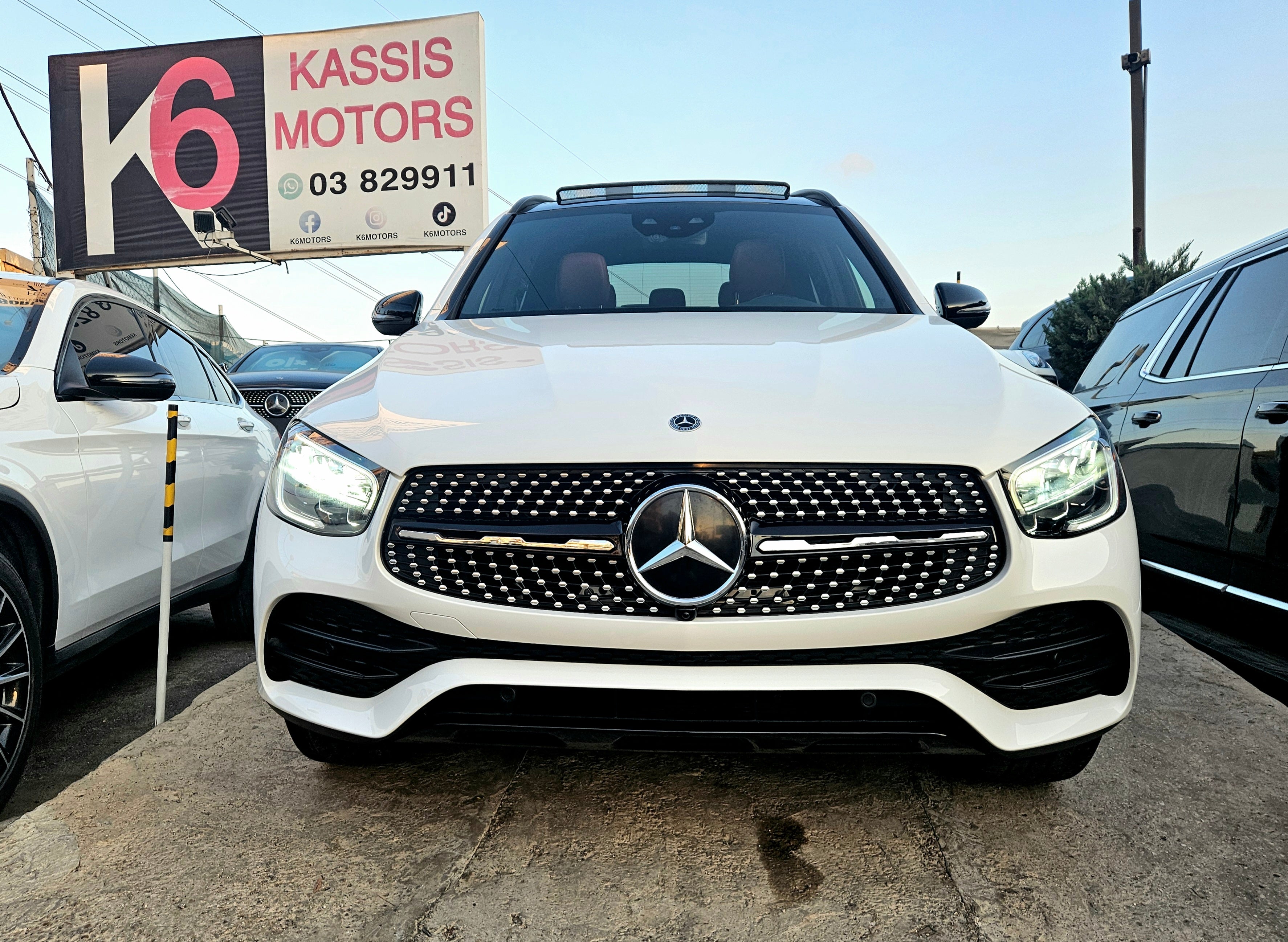 MERCEDES GLC300 4MATIC- 2021