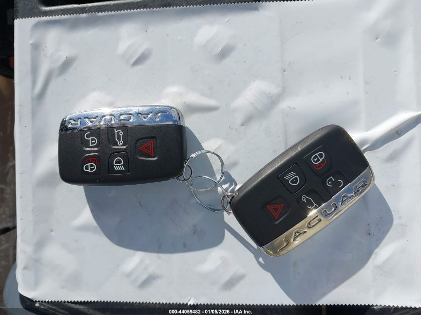 JAGUAR F-PACE 25T PREMIUM-COMING SOON