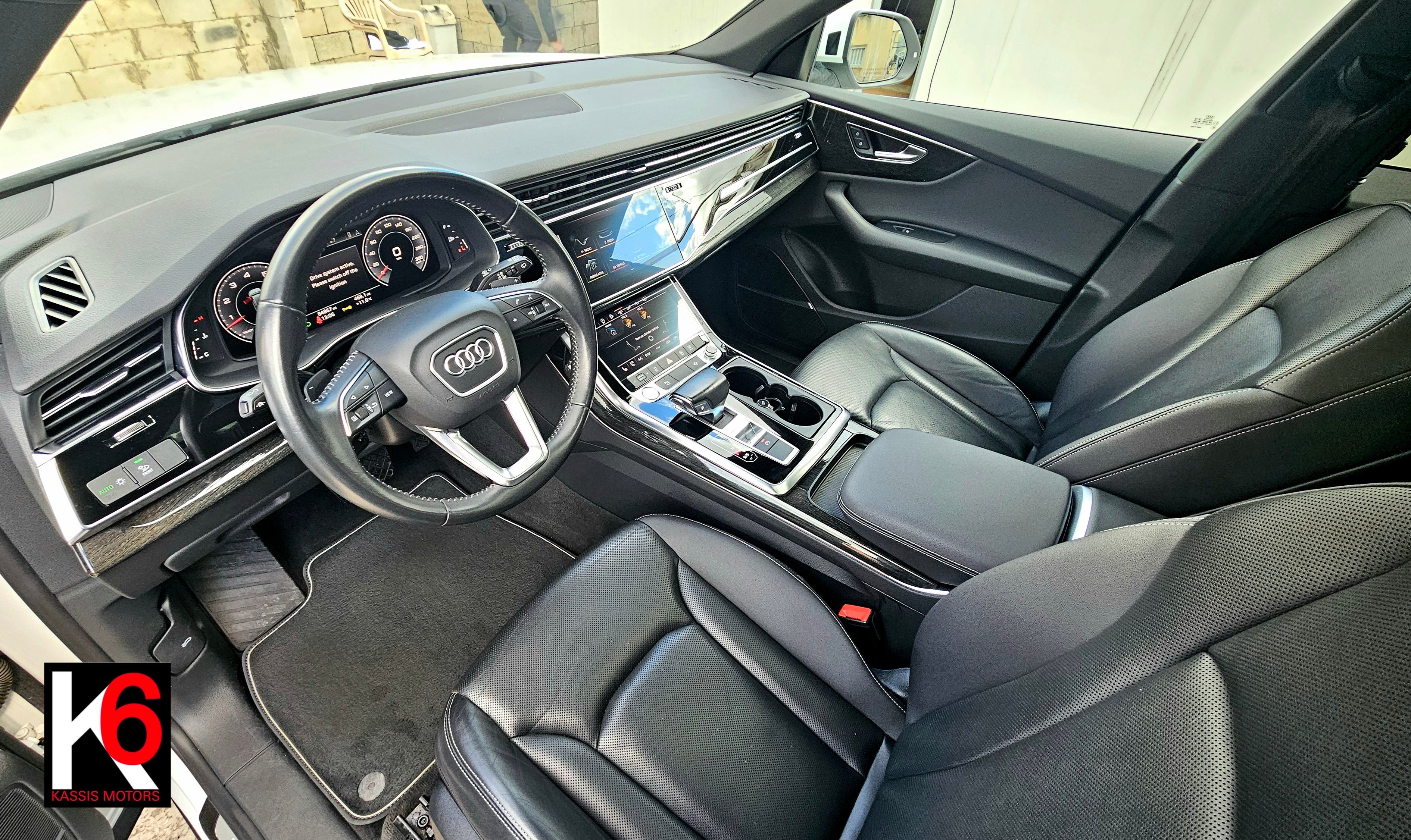 AUDI Q8 55TSFI (3.0 T) QUATTRO