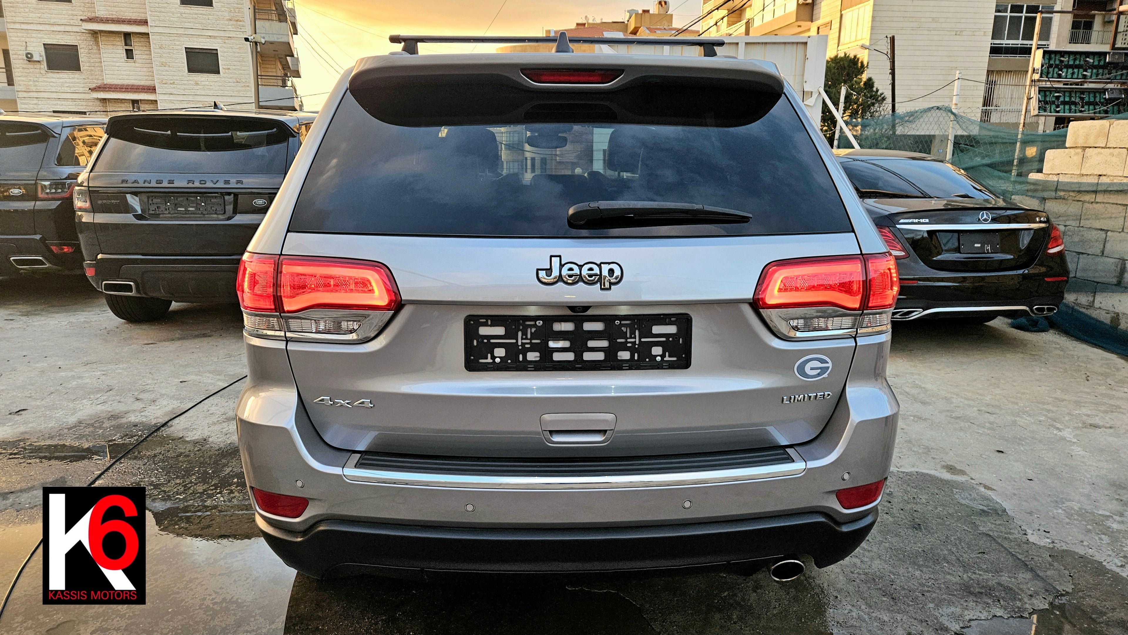 GRAND CHEROKEE LIMITED V6 4X4